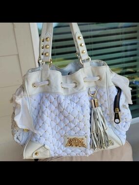 Authentic Juicy Couture Daydreamer White